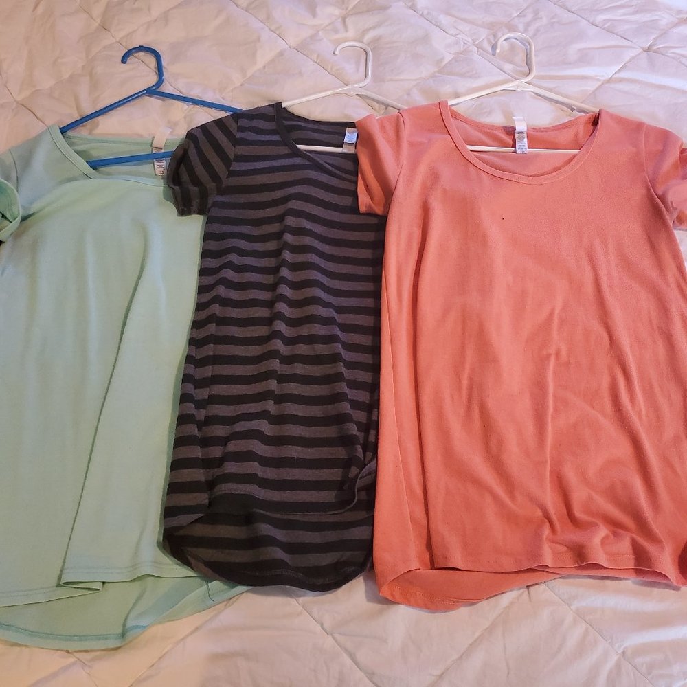 Lularoe shirts